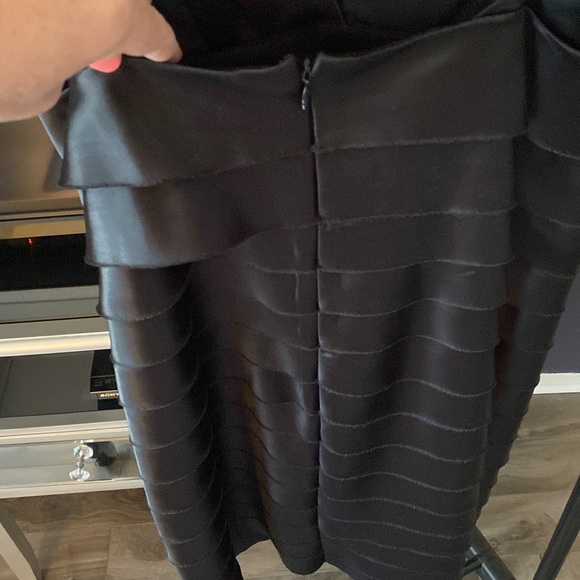 Black minidress - Picture 5 of 7